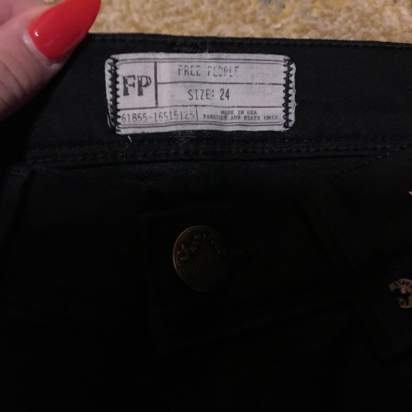 Free Personal black skinny jeans. - Picture 4 of 4